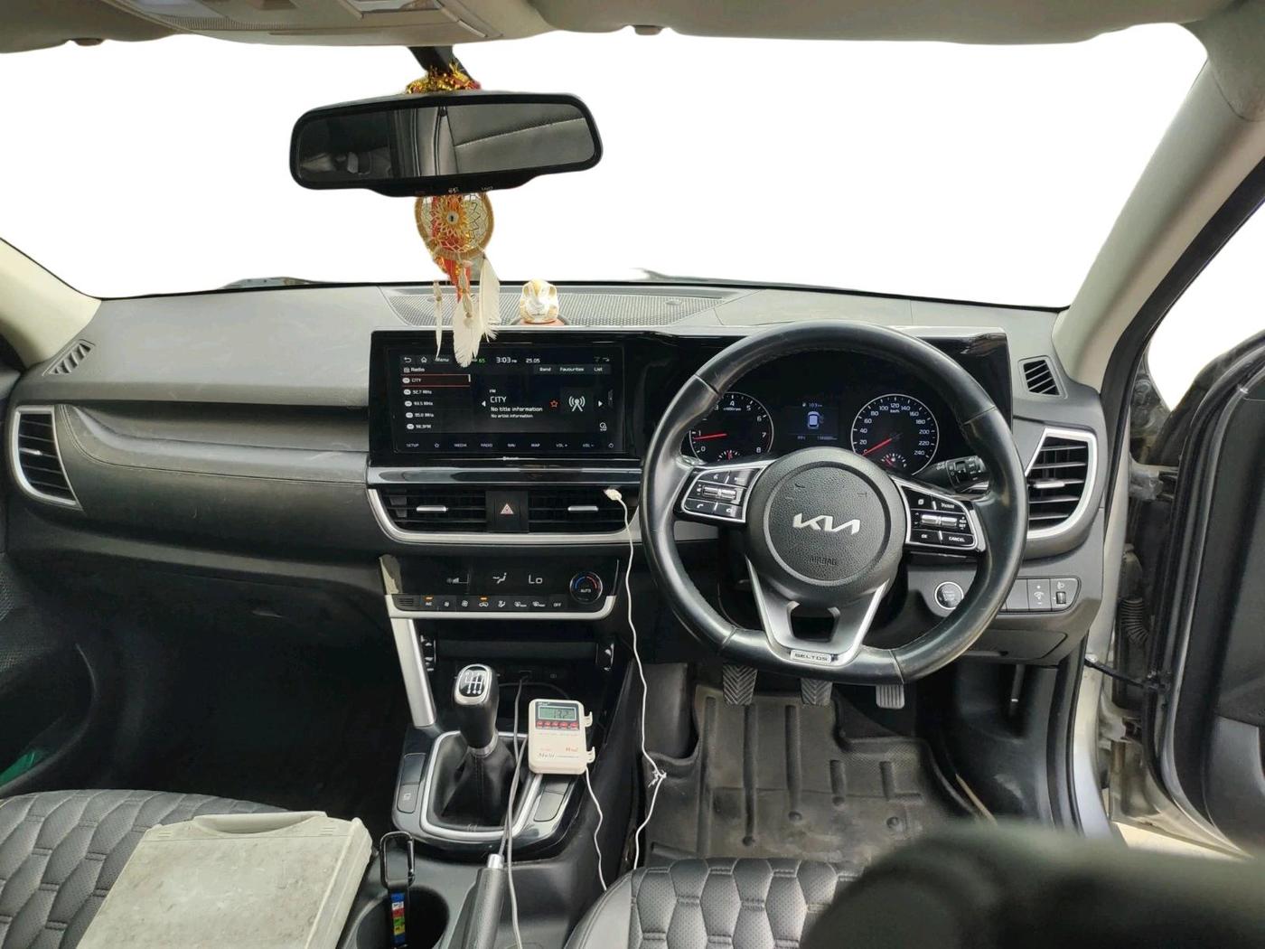 2021 KIA SELTOS HTX ANNIVERSARY EDITION 1.5 PETROL, Petrol, Manual, 1,36,890 km, interior