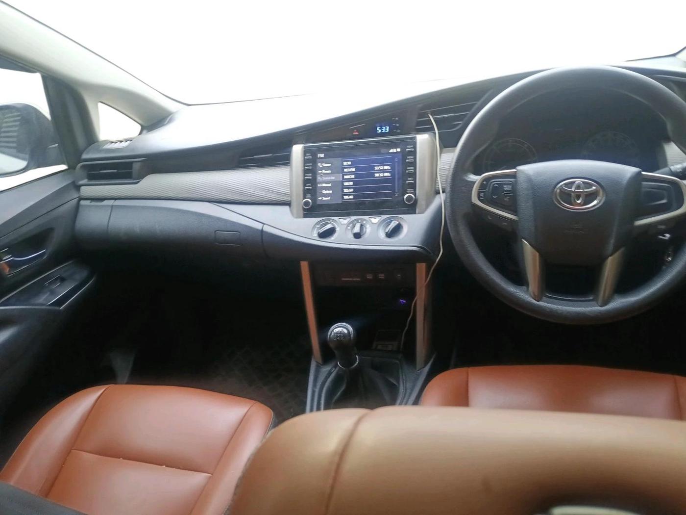 2022 Toyota Innova Crysta 2.4 G 7 STR, Diesel, Manual, 69,140 km, interior