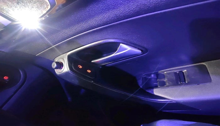 2019 Volkswagen Polo COMFORTLINE 1.0L MPI, Petrol, Manual, 82,204 km, interior