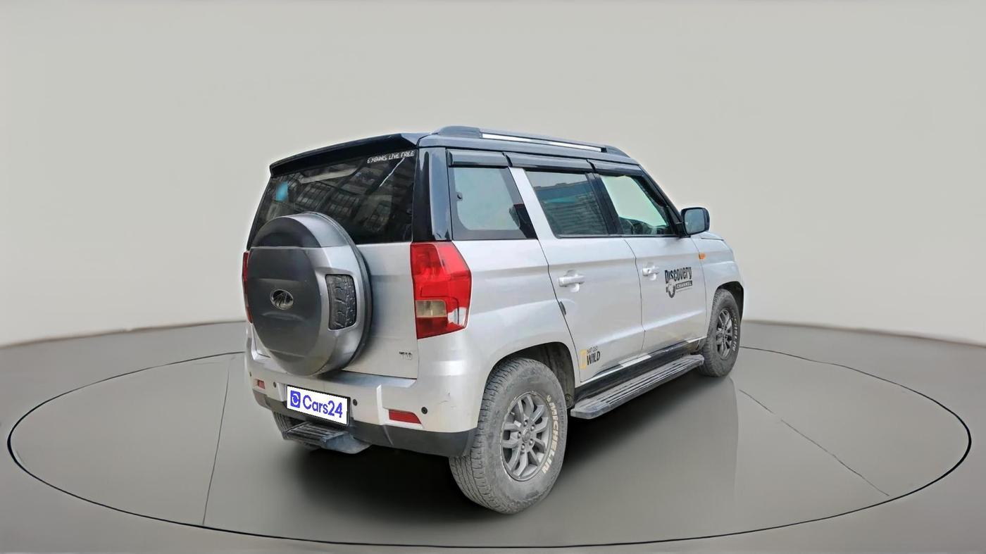 2018 Mahindra TUV300 T10, Diesel, Manual, 1,38,726 km, exterior