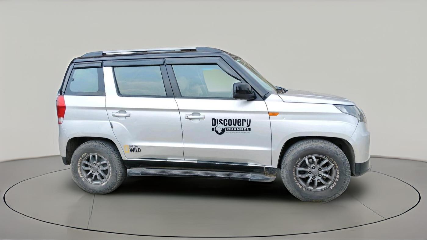 2018 Mahindra TUV300 T10, Diesel, Manual, 1,38,726 km, exterior
