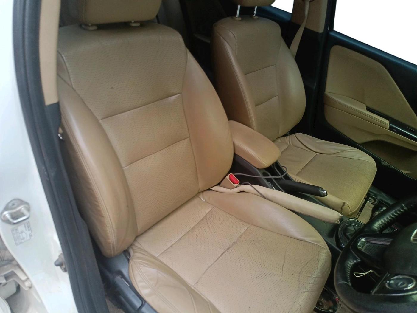 2018 Honda City 1.5L I-DTEC ZX, Diesel, Manual, 1,58,197 km, interior
