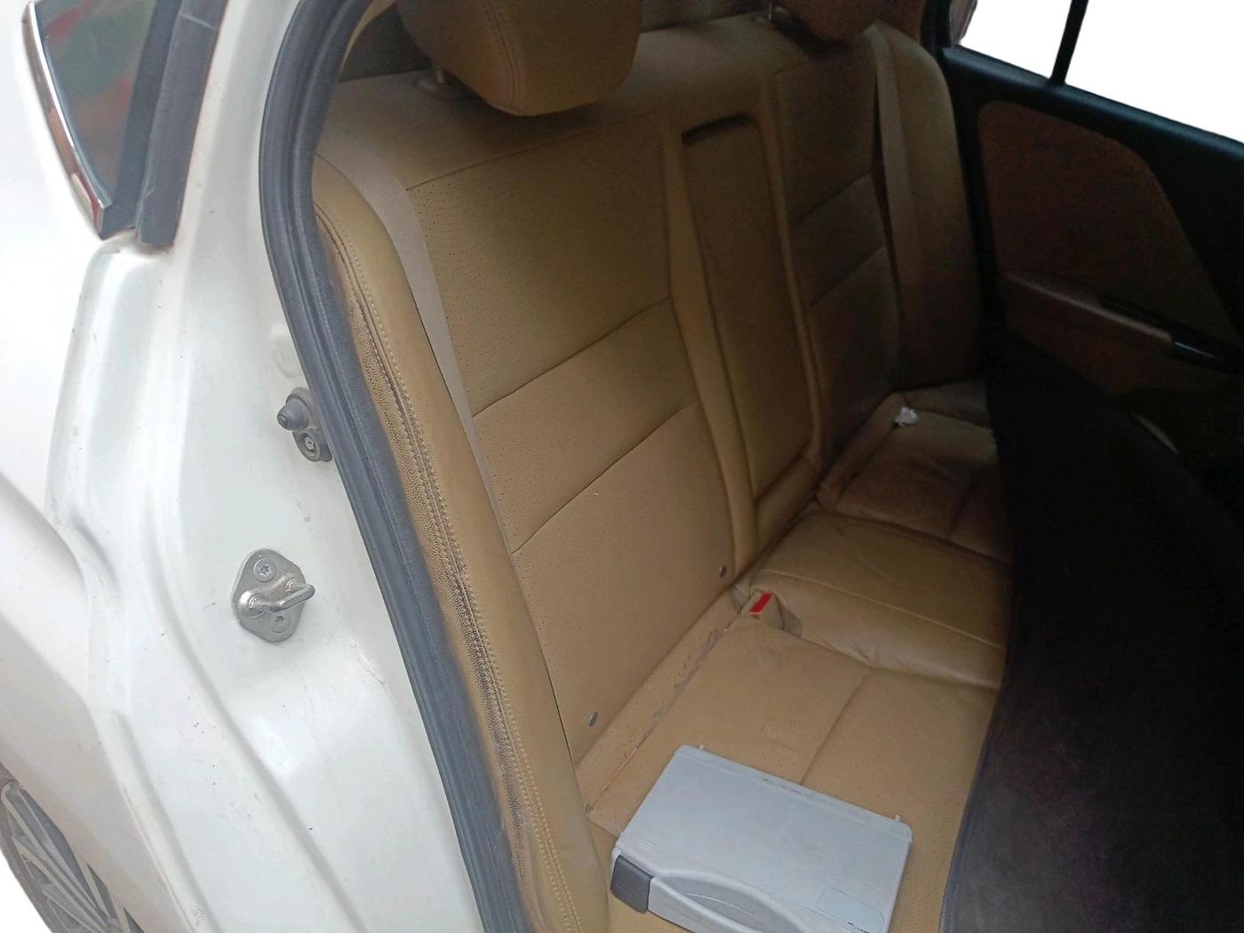 2018 Honda City 1.5L I-DTEC ZX, Diesel, Manual, 1,58,197 km, interior