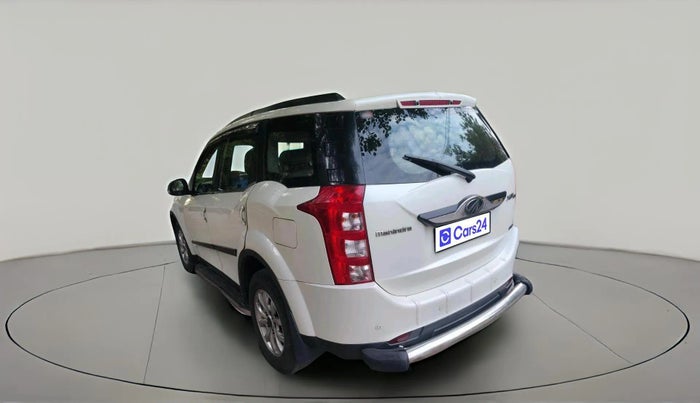 2017 Mahindra XUV500 W10 1.99, Diesel, Manual, 82,896 km, exterior