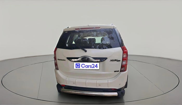 2017 Mahindra XUV500 W10 1.99, Diesel, Manual, 82,896 km, exterior