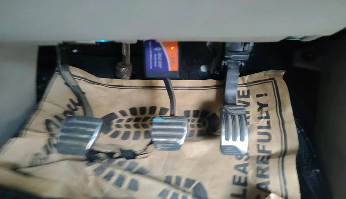 2017 Mahindra XUV500 W10 1.99, Diesel, Manual, 82,896 km, interior