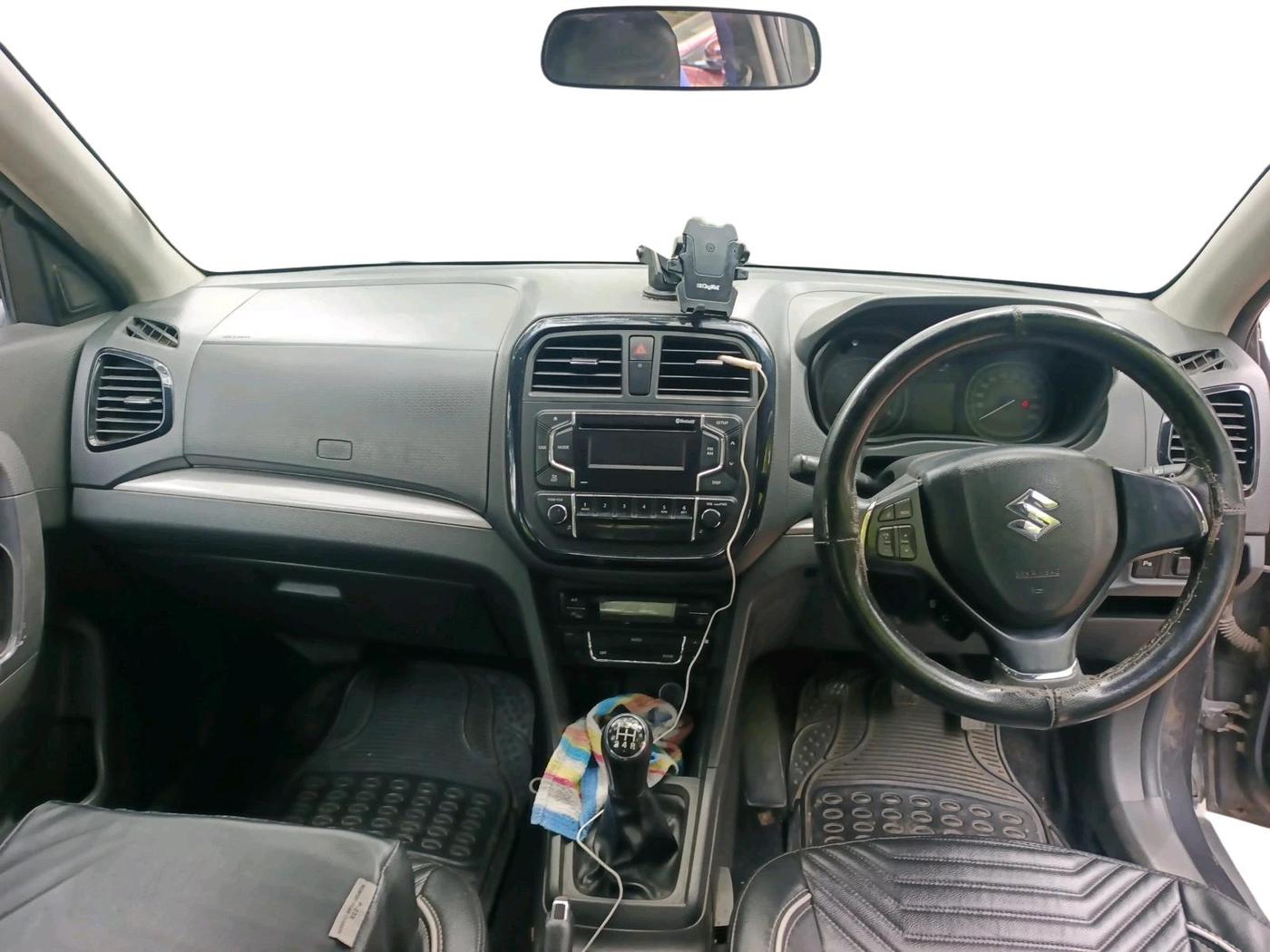 2016 Maruti Vitara Brezza ZDI, Diesel, Manual, 65,726 km, interior