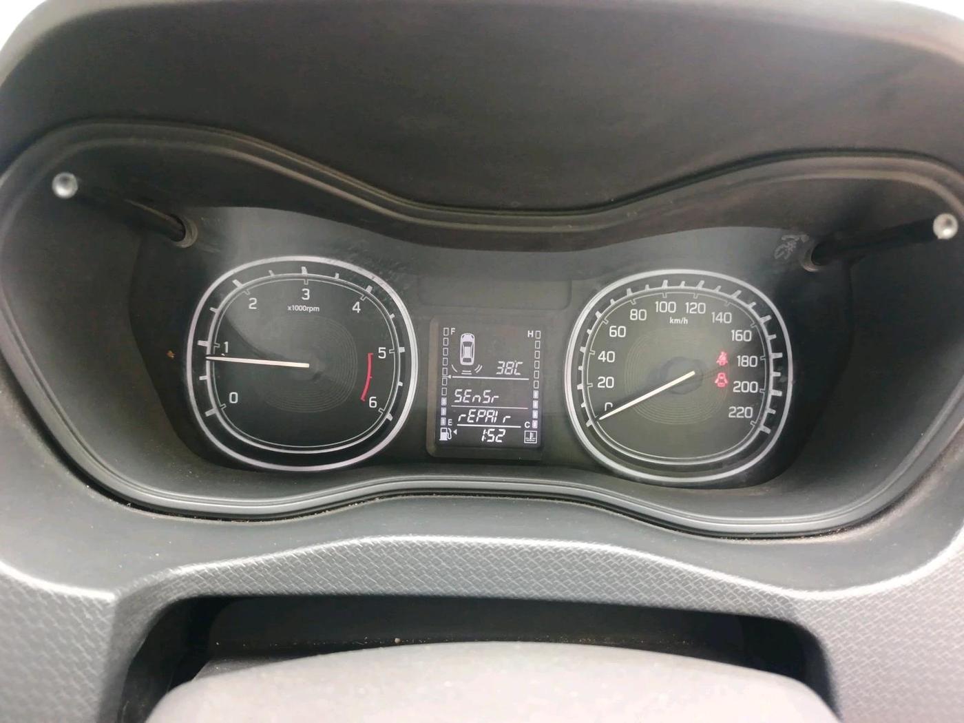 2016 Maruti Vitara Brezza ZDI, Diesel, Manual, 65,726 km, interior