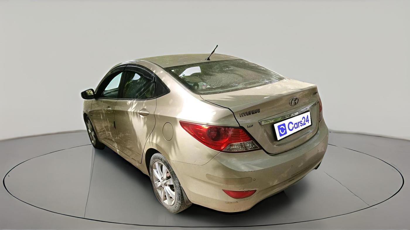2011 Hyundai Verna FLUIDIC 1.6 VTVT SX, Petrol, Manual, 1,25,901 km, exterior