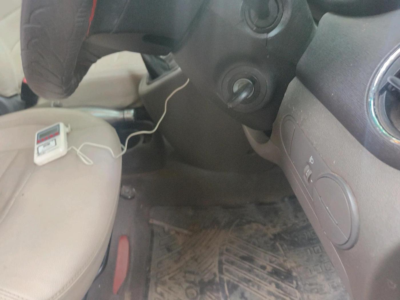 2013 Hyundai i10 MAGNA 1.1, Petrol, Manual, 90,962 km, interior