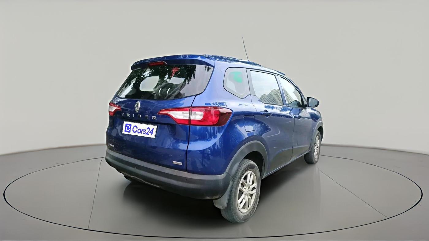 2021 Renault TRIBER RXL MT, Petrol, Manual, 71,345 km, exterior