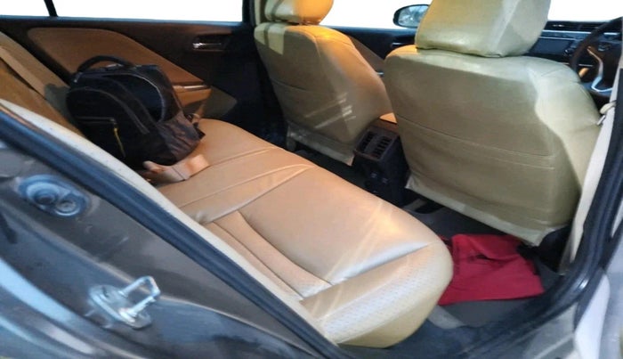 2016 Honda City 1.5L I-VTEC V MT, Petrol, Manual, 67,850 km, interior