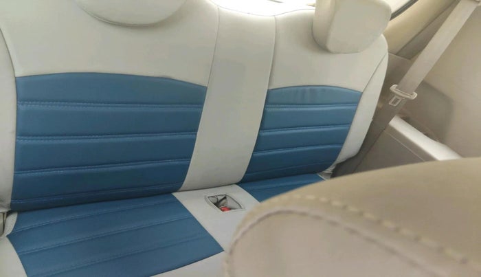2013 Maruti Ertiga VXI, Petrol, Manual, 1,17,414 km, interior