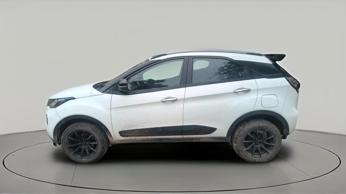 2021 Tata NEXON XM DIESEL, Diesel, Manual, 1,21,771 km, exterior