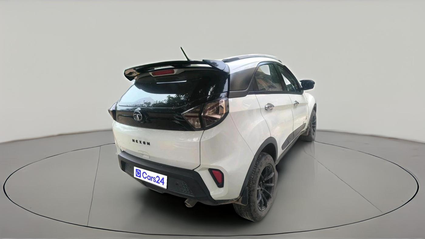 2021 Tata NEXON XM DIESEL, Diesel, Manual, 1,21,771 km, exterior