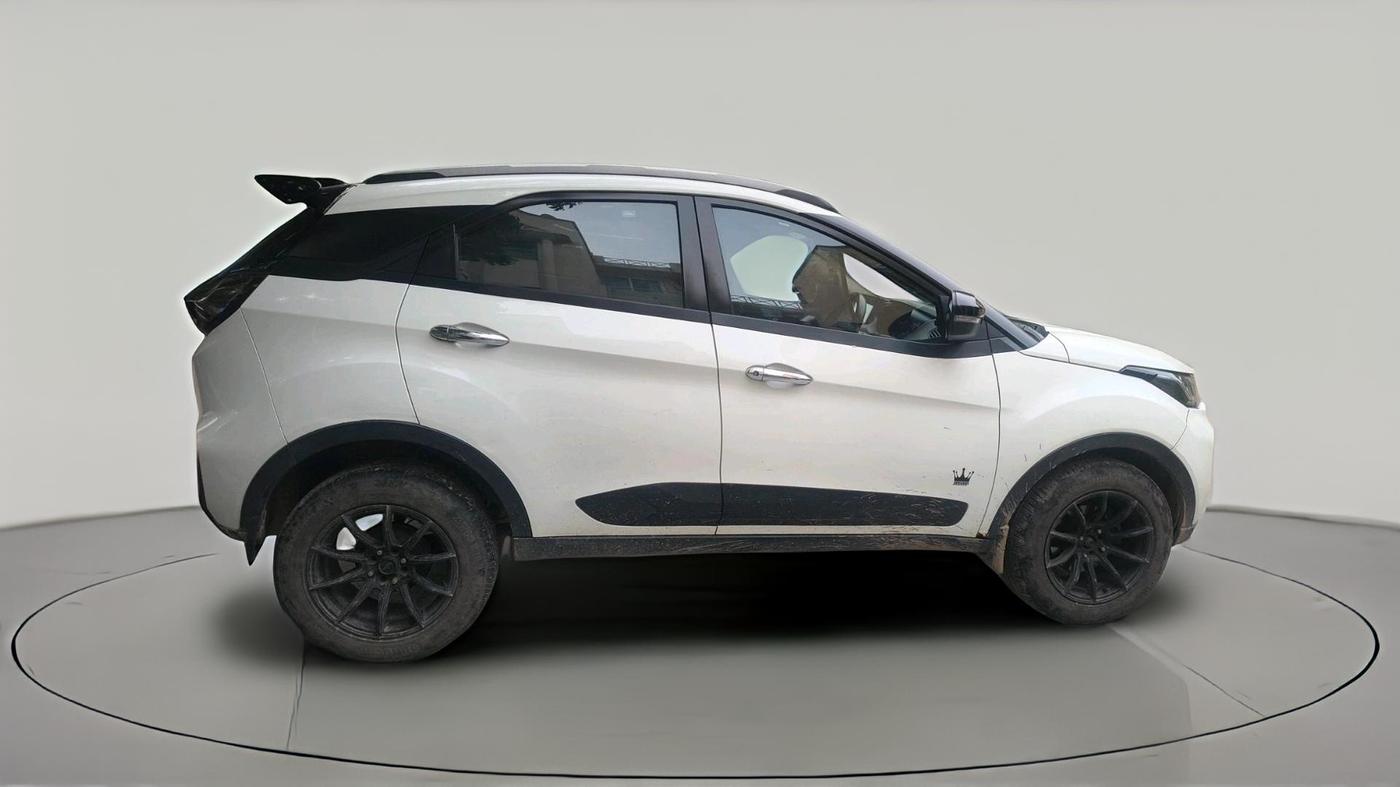 2021 Tata NEXON XM DIESEL, Diesel, Manual, 1,21,771 km, exterior