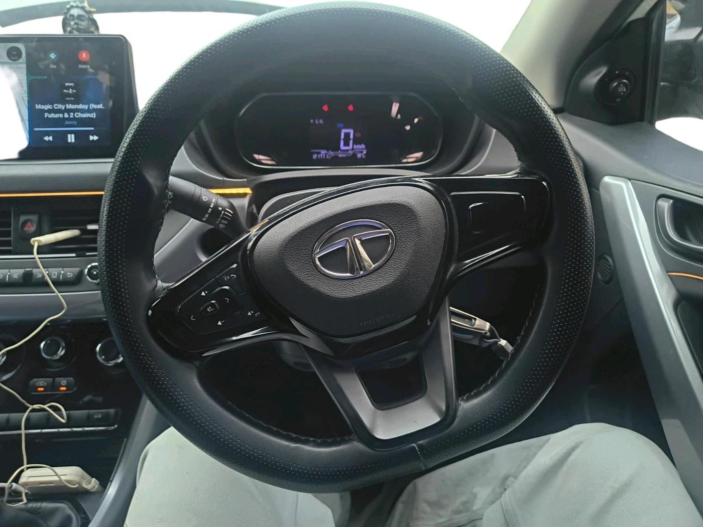 2021 Tata NEXON XM DIESEL, Diesel, Manual, 1,21,771 km, interior
