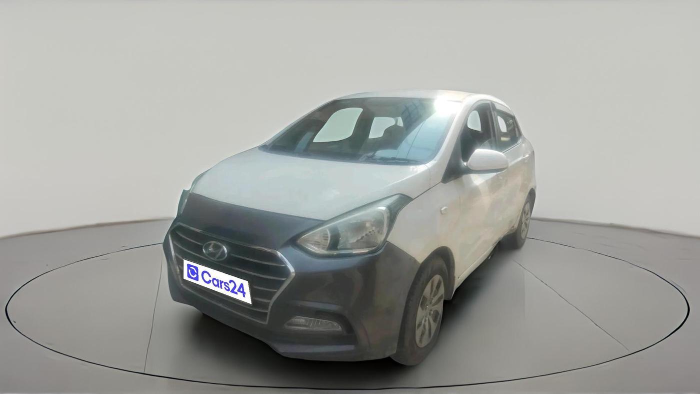 2018 Hyundai Xcent E+, CNG, Manual, 4,23,535 km, exterior