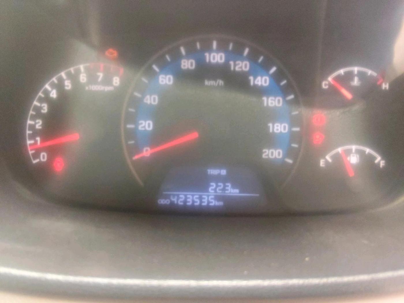 2018 Hyundai Xcent E+, CNG, Manual, 4,23,535 km, interior