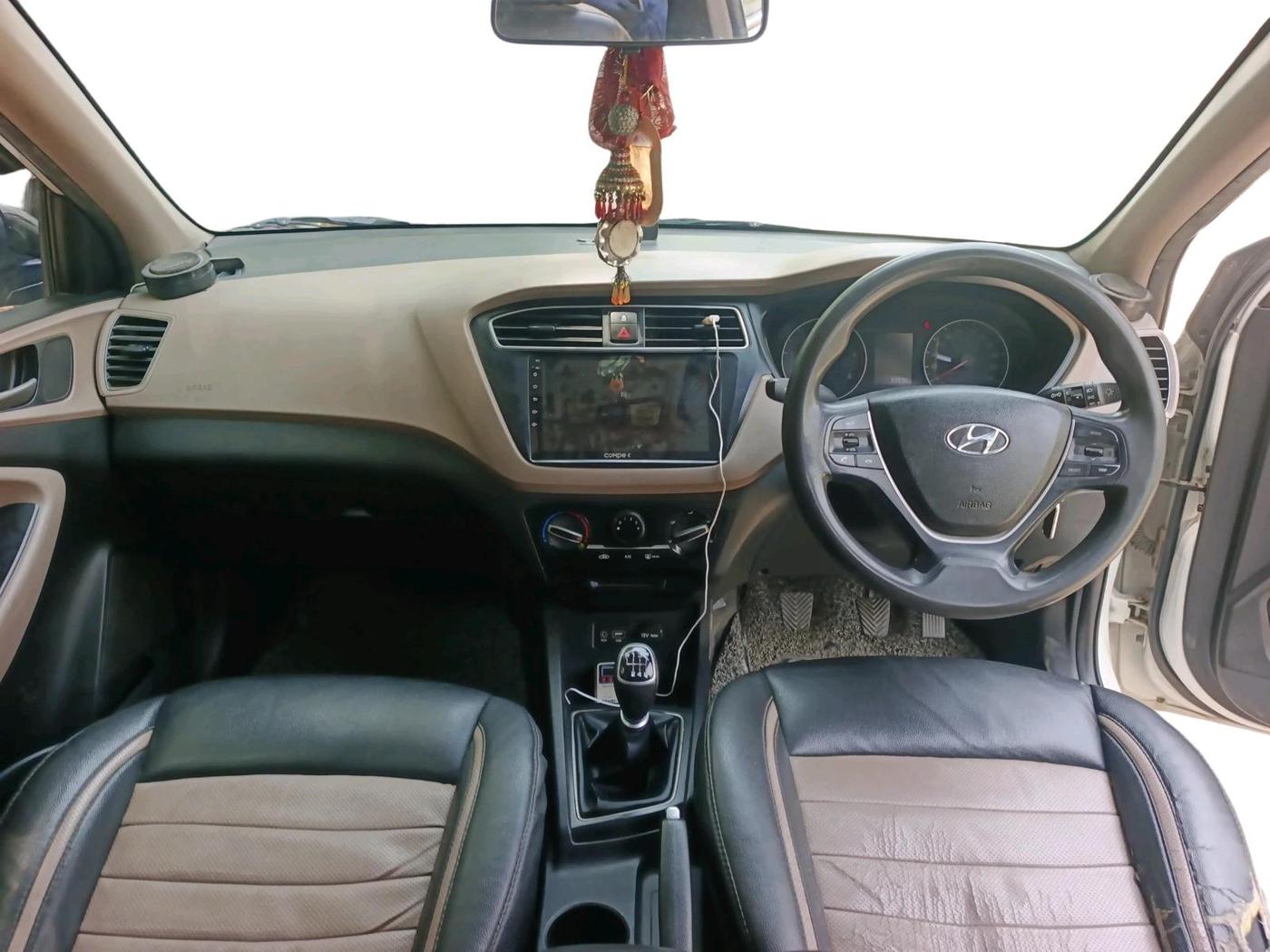 2018 Hyundai Elite i20 SPORTZ 1.4 CRDI, Diesel, Manual, 65,536 km, interior