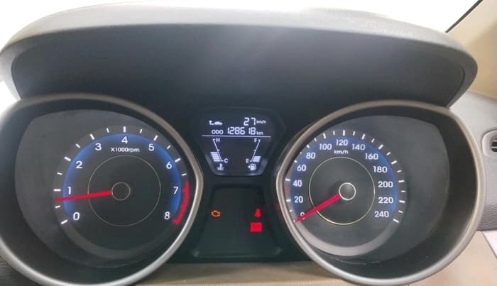 2013 Hyundai New Elantra 1.8 S VTVT, Petrol, Manual, 1,28,618 km, interior