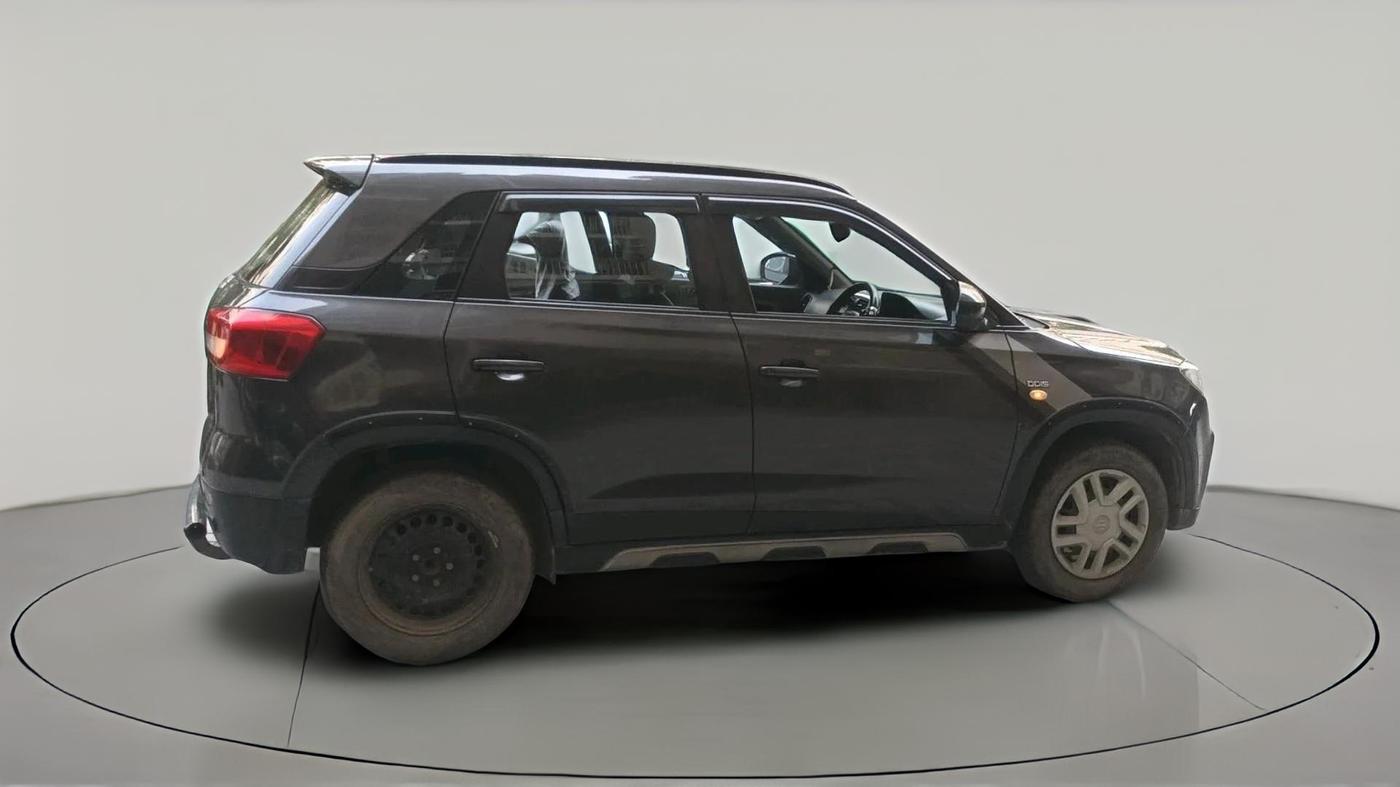 2017 Maruti Vitara Brezza VDI (O), Diesel, Manual, 1,05,897 km, exterior
