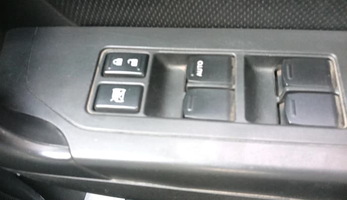 2017 Maruti Vitara Brezza VDI (O), Diesel, Manual, 1,05,897 km, interior