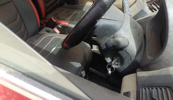 2015 Hyundai Eon ERA +, CNG, Manual, 1,01,276 km, interior