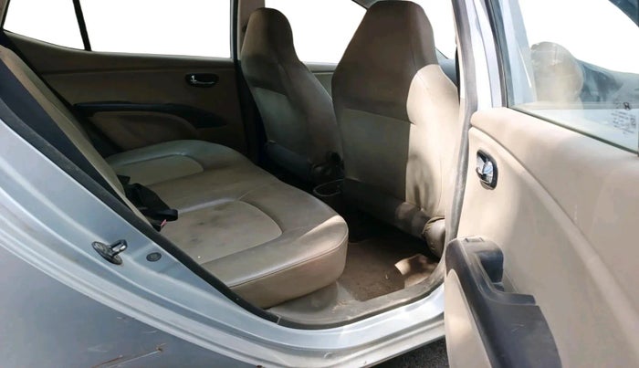 2011 Hyundai i10 MAGNA 1.2, Petrol, Manual, 1,26,117 km, interior