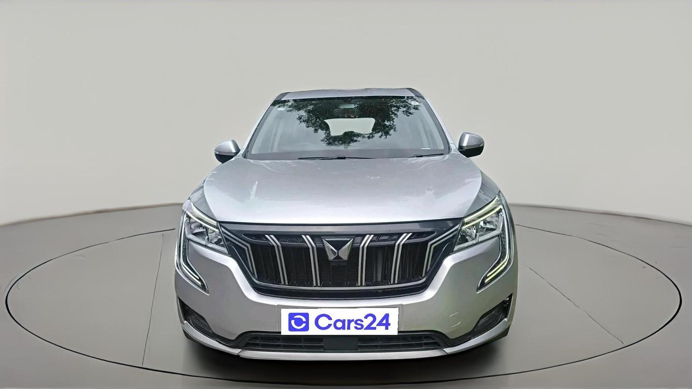 2022 Mahindra XUV700 AX 3 P MT 5 STR, Petrol, Manual, 33,068 km, exterior
