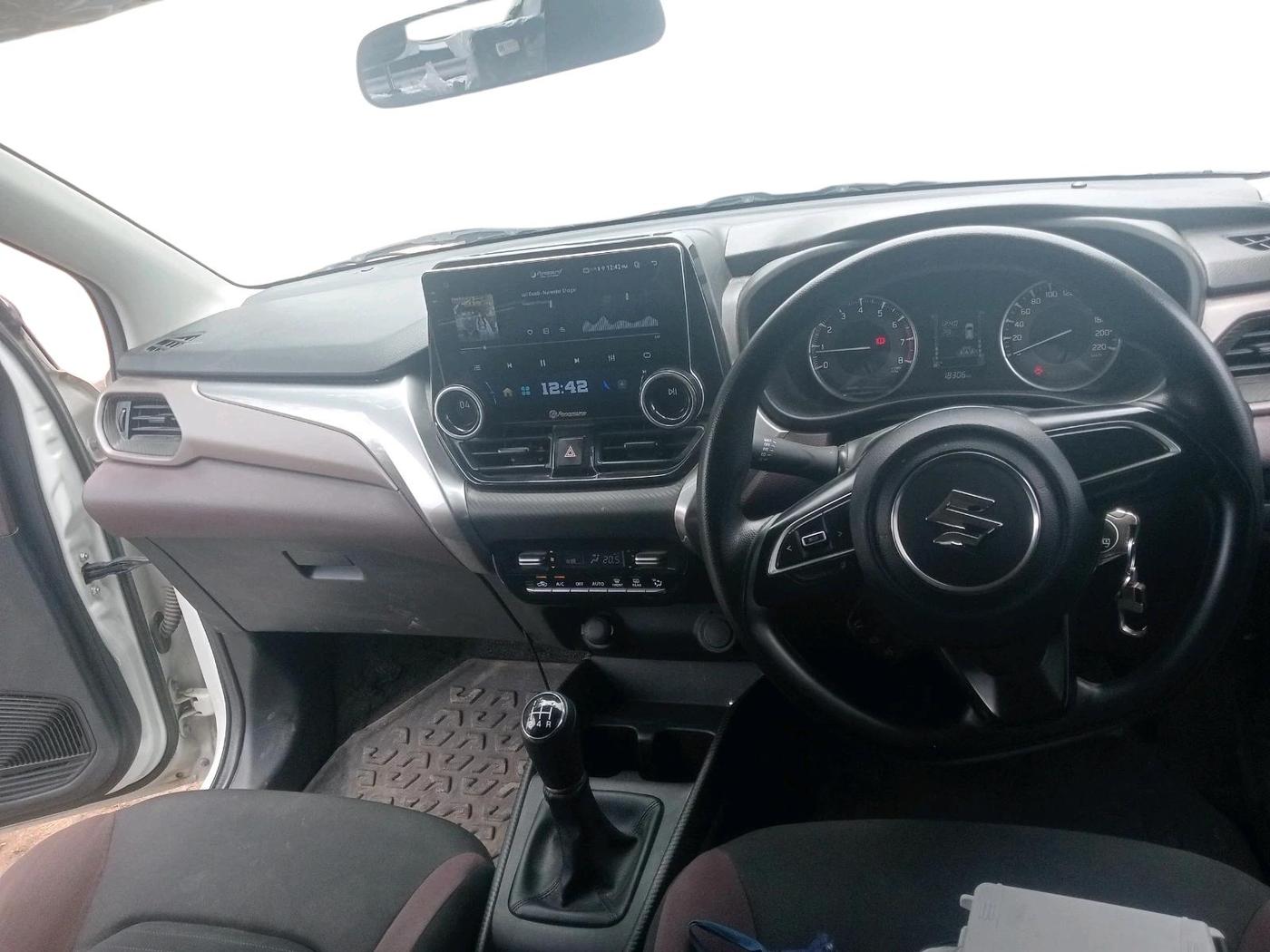 2025 Maruti FRONX SIGMA 1.2 MT, Petrol, Manual, 18,306 km, interior