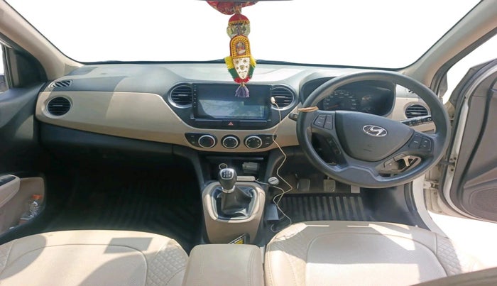 2016 Hyundai Xcent S 1.2 SPECIAL EDITION, Petrol, Manual, 75,584 km, interior