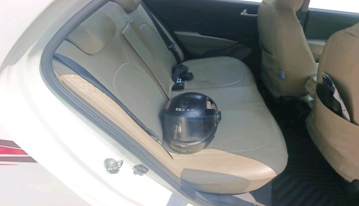 2016 Hyundai Xcent S 1.2 SPECIAL EDITION, Petrol, Manual, 75,584 km, interior