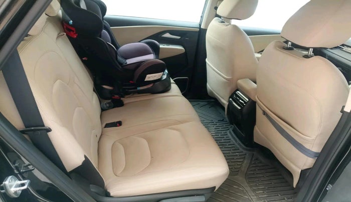 2023 MG HECTOR SHARP PRO 1.5 PETROL TURBO CVT PETROL, Petrol, Automatic, 20,974 km, interior