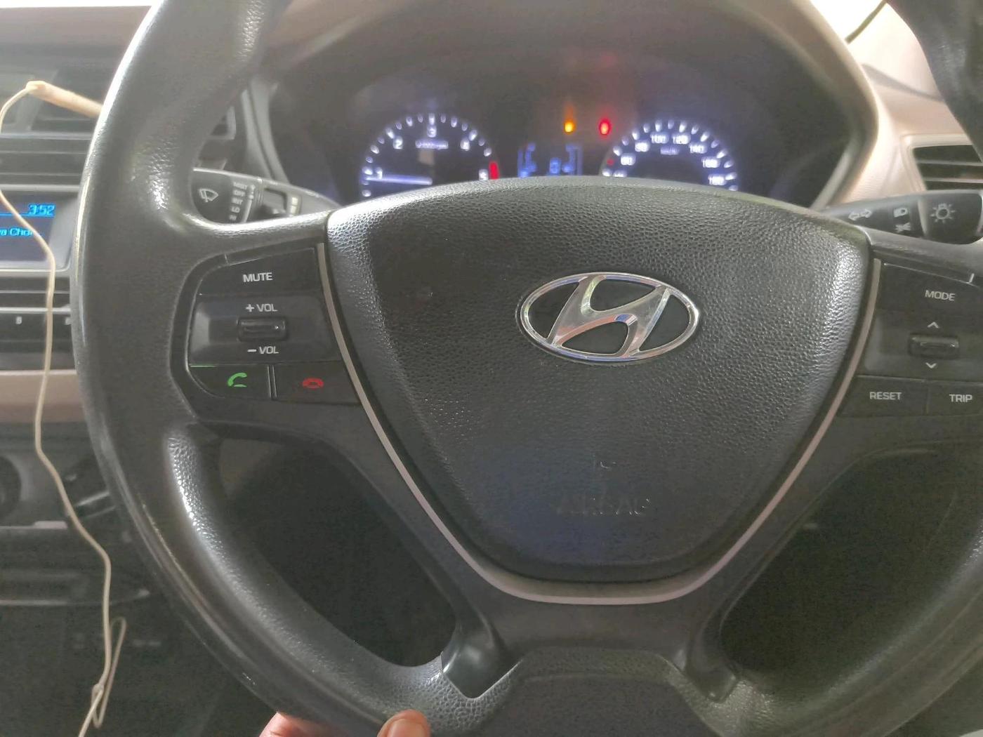 2016 Hyundai Elite i20 MAGNA 1.4 CRDI, Diesel, Manual, 96,809 km, interior