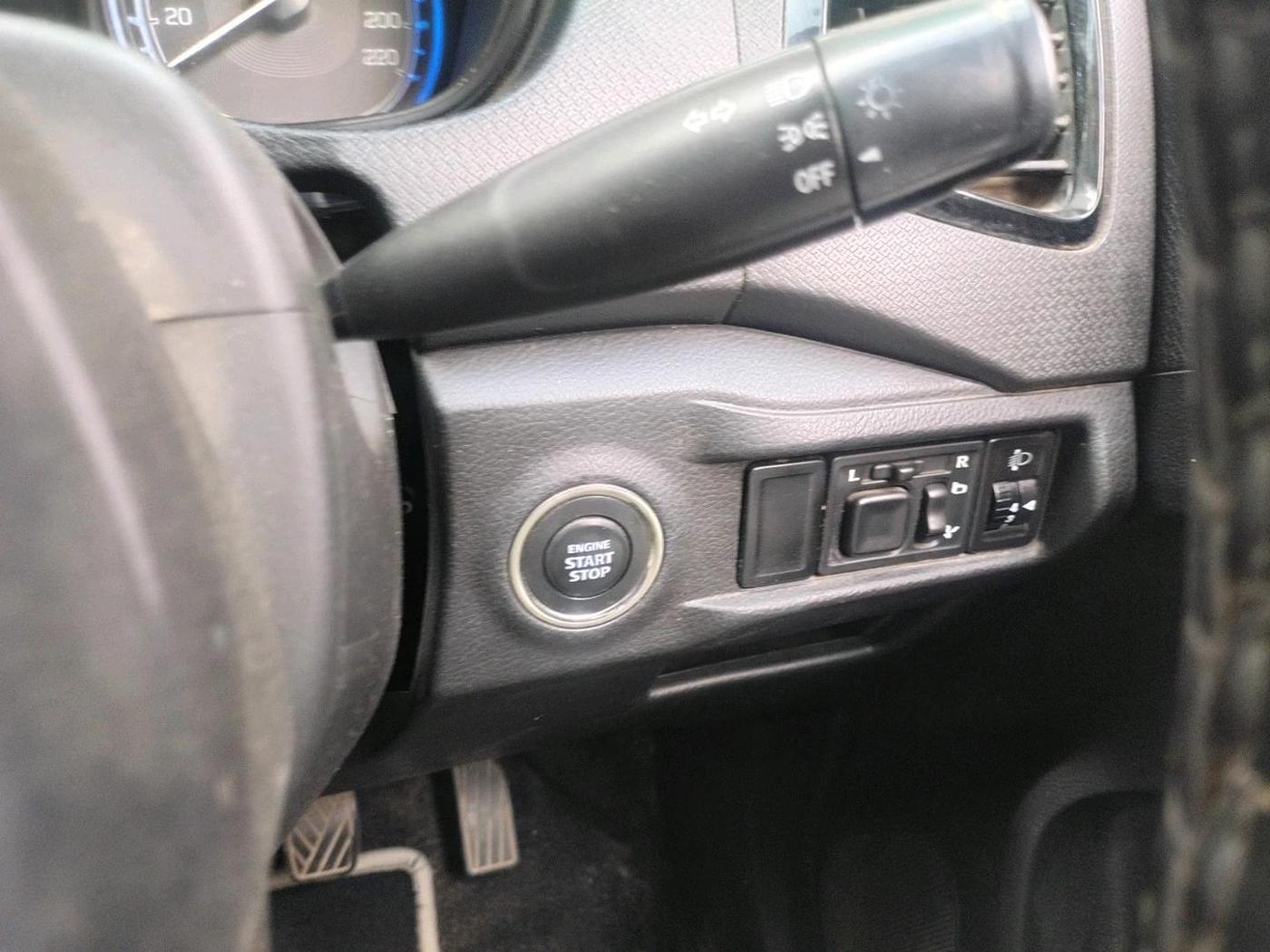 2022 Maruti BREZZA ZXI, Petrol, Manual, 55,880 km, interior