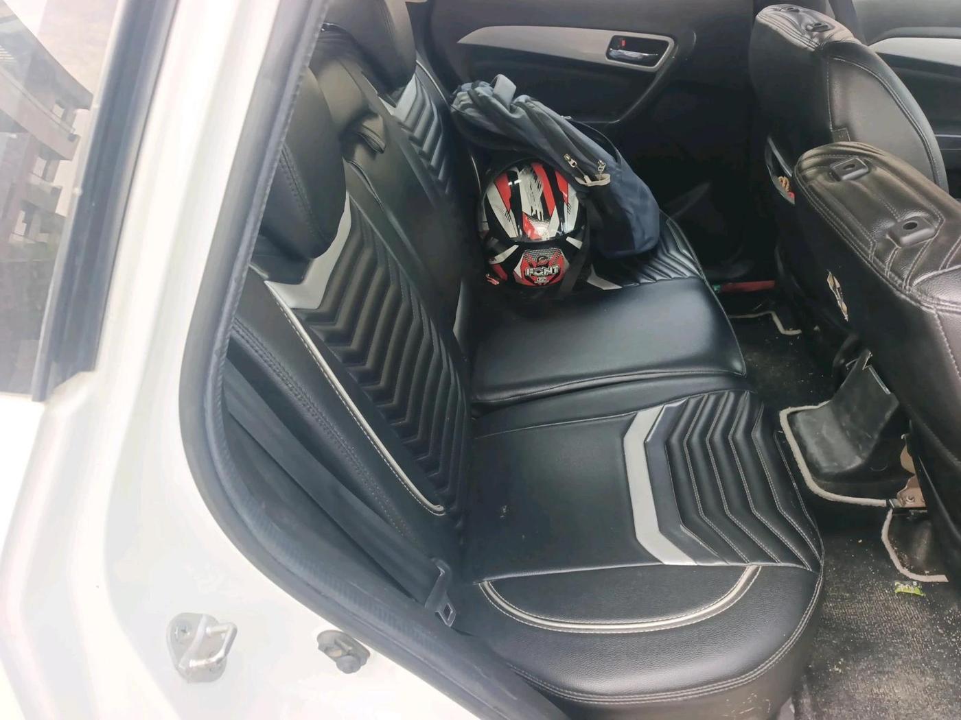 2022 Maruti BREZZA ZXI, Petrol, Manual, 55,880 km, interior
