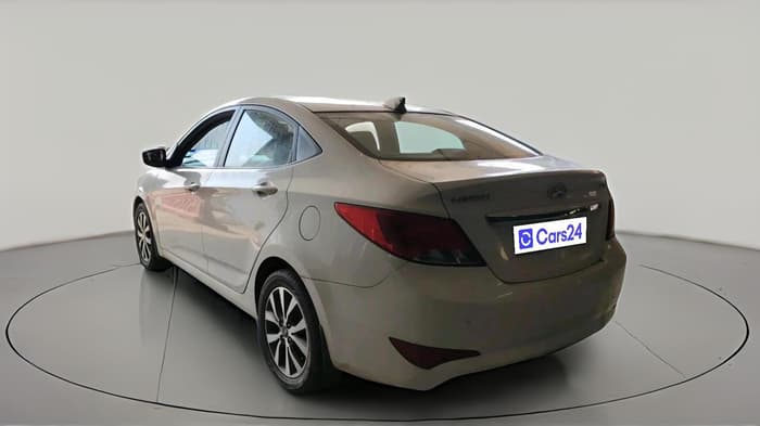 2016 Hyundai Verna FLUIDIC 4S 1.6 VTVT SX, Petrol, Manual, 75,414 km, exterior