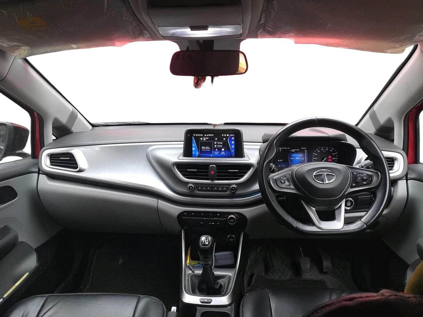 2020 Tata ALTROZ XZ PETROL, Petrol, Manual, 69,708 km, interior