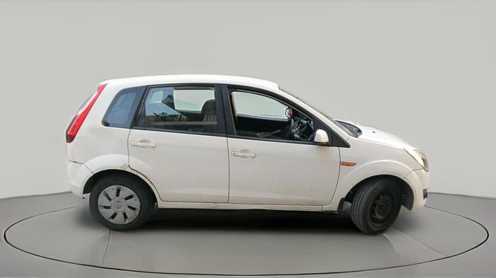2012 Ford Figo ZXI 1.2 PETROL, Petrol, Manual, 77,241 km, exterior