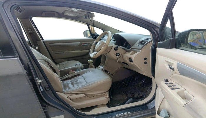 2017 Maruti Ertiga VXI CNG, CNG, Manual, 2,25,012 km, interior