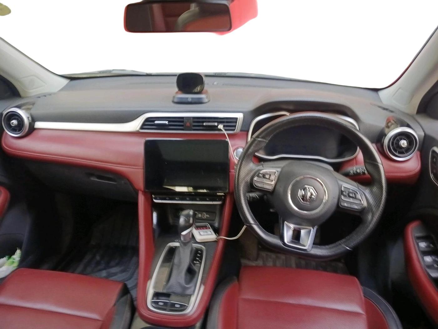 2022 MG ASTOR SAVVY 1.5 CVT S RED, Petrol, Automatic, 43,418 km, interior
