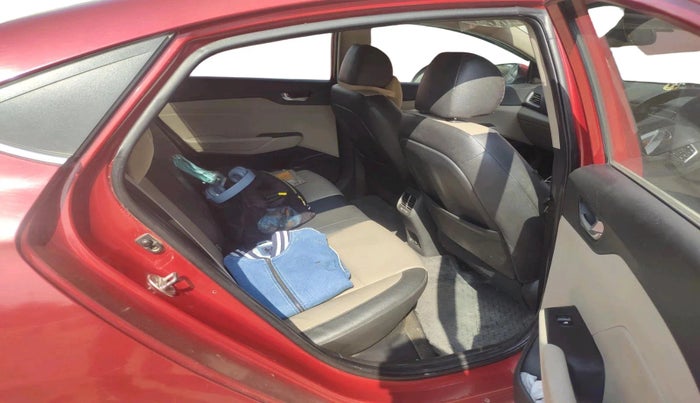 2018 Hyundai Verna 1.6 VTVT SX O, CNG, Manual, 77,094 km, interior