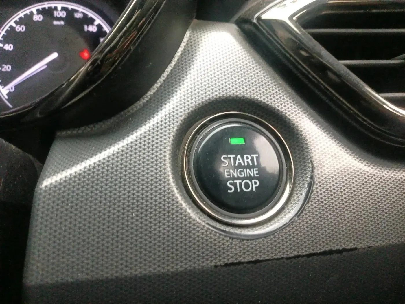 2022 Tata Harrier XT PLUS 2.0L KRYOTEC, Diesel, Manual, 83,645 km, interior