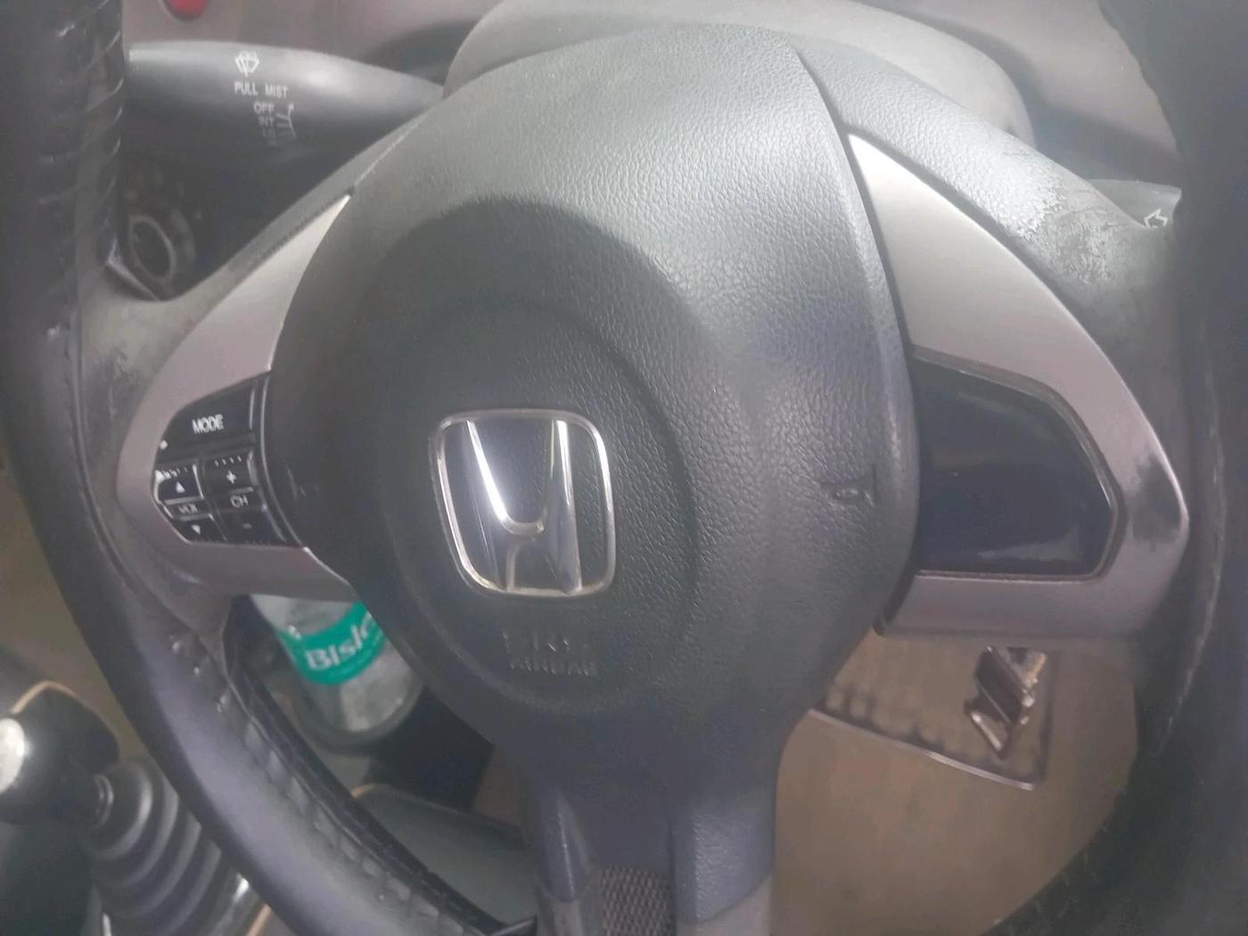2012 Honda Brio V MT, Petrol, Manual, 79,403 km, interior