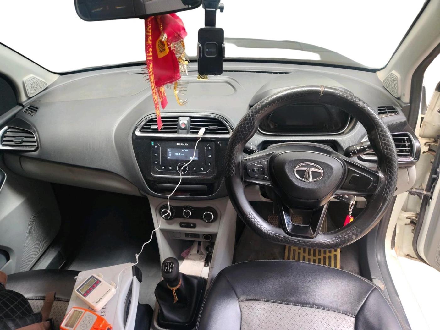 2022 Tata Tiago XT PETROL, Petrol, Manual, 73,776 km, interior