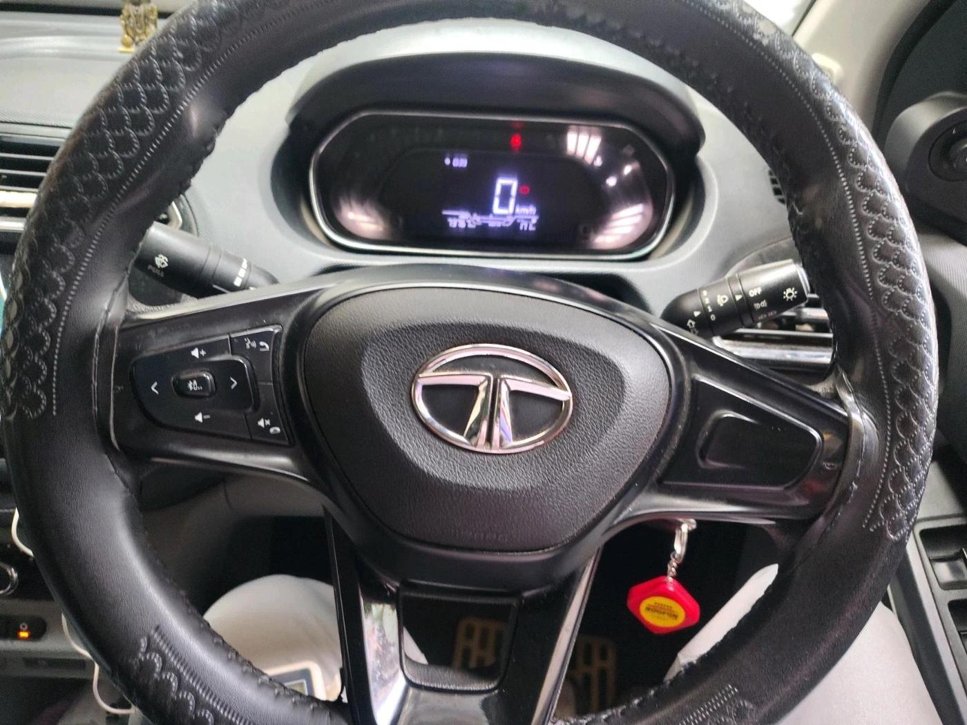 2022 Tata Tiago XT PETROL, Petrol, Manual, 73,776 km, interior