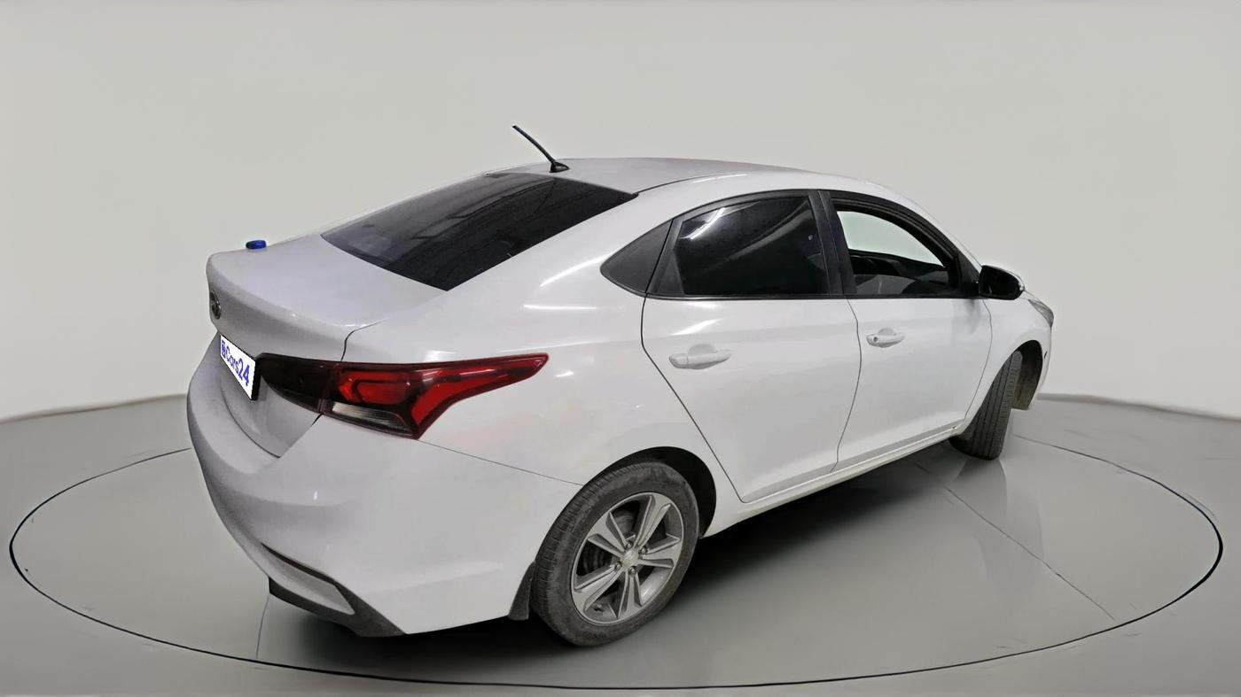2018 Hyundai Verna 1.4 E PETROL, Petrol, Manual, 33,823 km, exterior