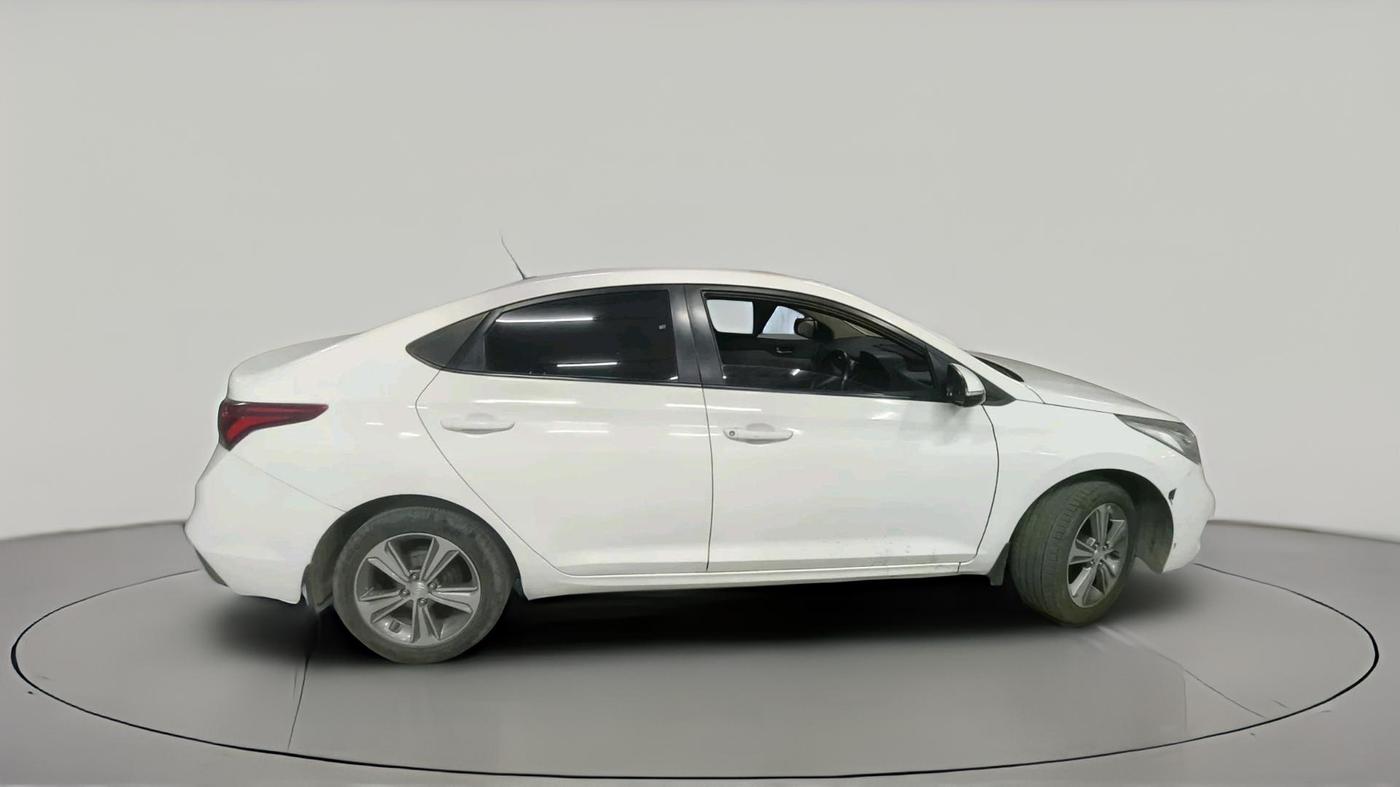 2018 Hyundai Verna 1.4 E PETROL, Petrol, Manual, 33,823 km, exterior