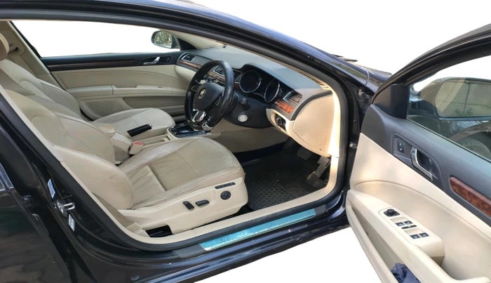 2015 Skoda Superb ELEGANCE 1.8 TSI AT, Petrol, Automatic, 72,812 km, interior